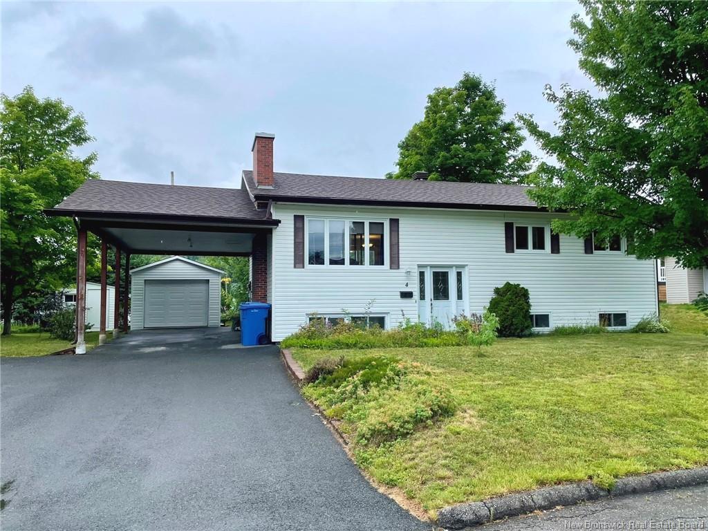 4 Emile-Simard Ave, Edmundston, NB