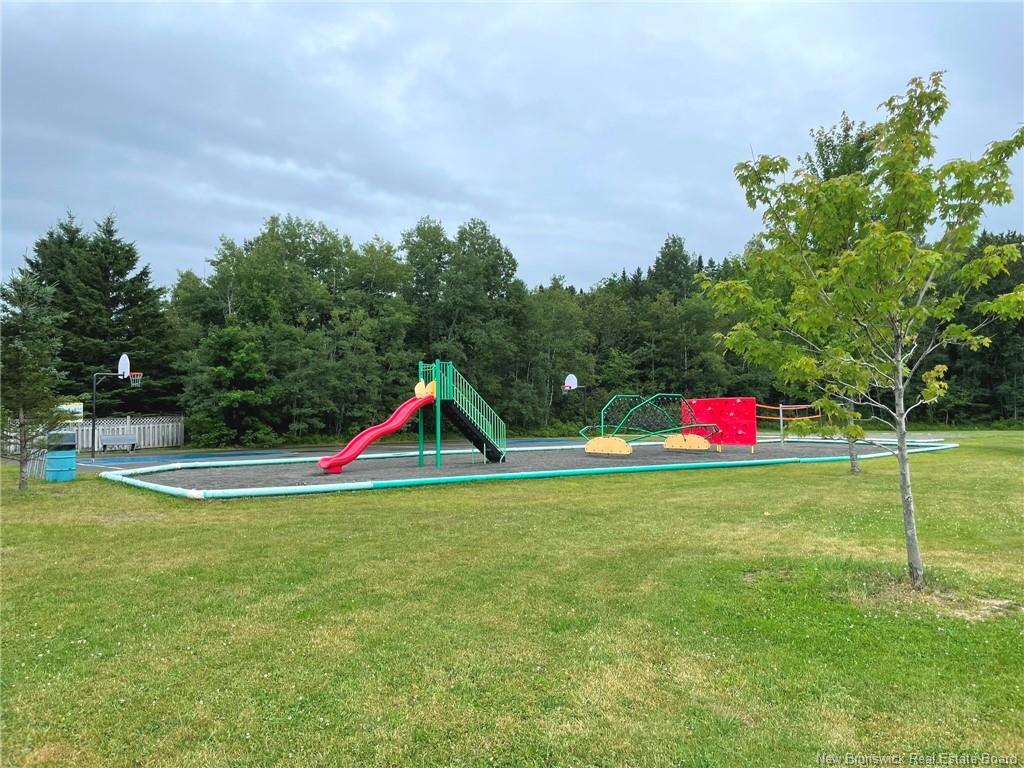 4 Emile-Simard Ave, Edmundston, NB