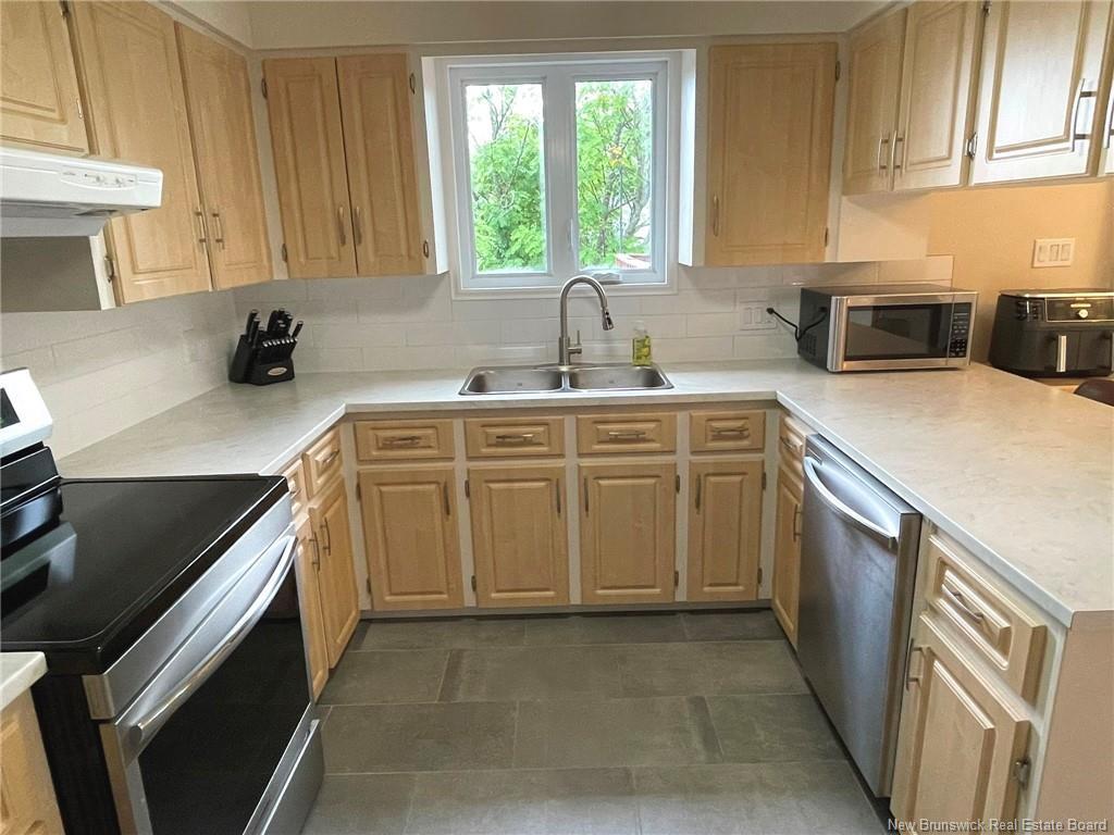 4 Emile-Simard Ave, Edmundston, NB