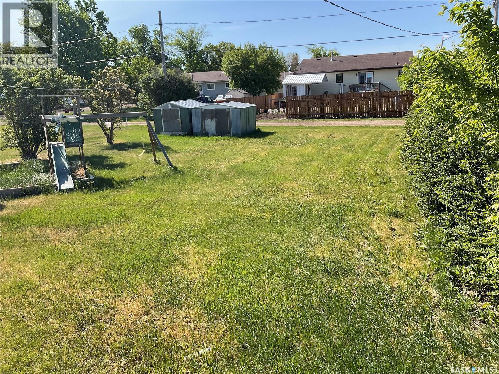 217 3Rd Street N, Wakaw, SK - Outdoor