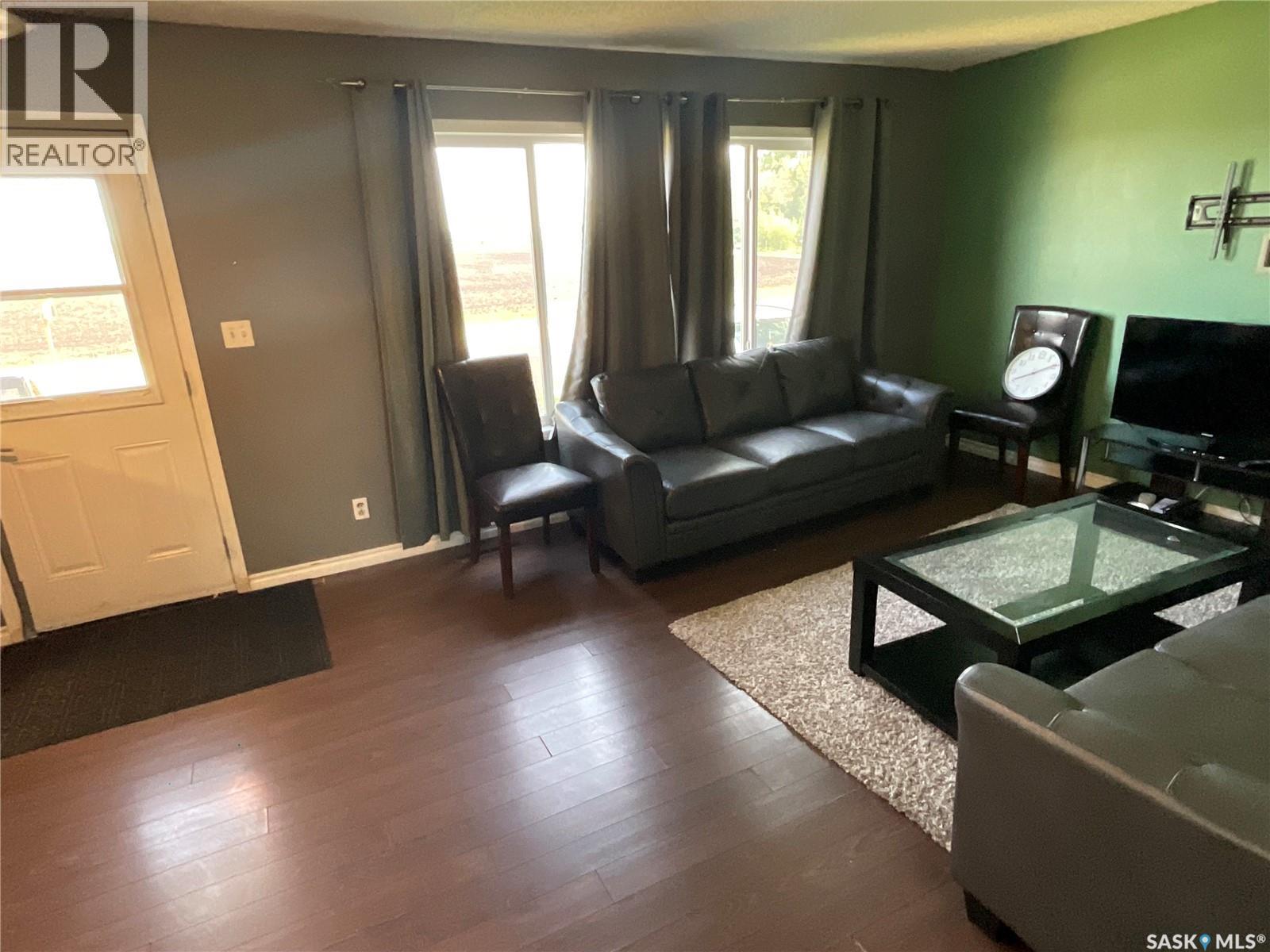 217 3Rd Street N, Wakaw, SK - Indoor Photo Showing Living Room
