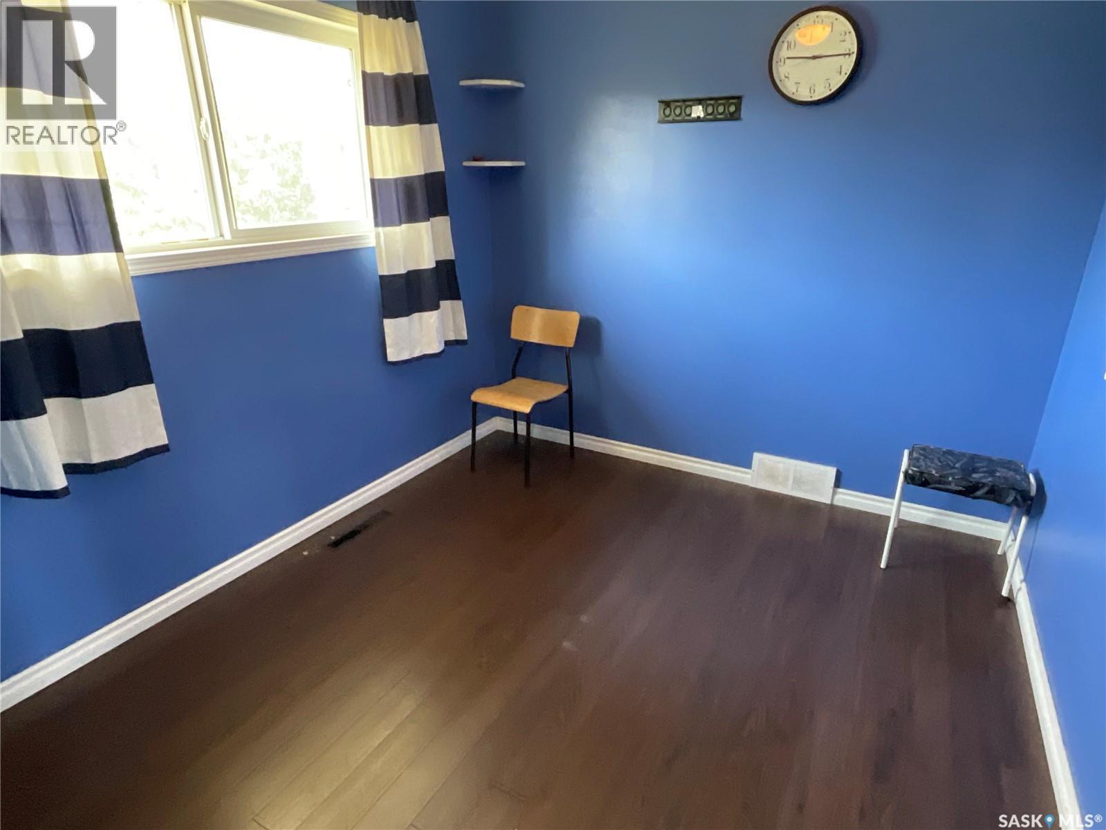 217 3Rd Street N, Wakaw, SK - Indoor