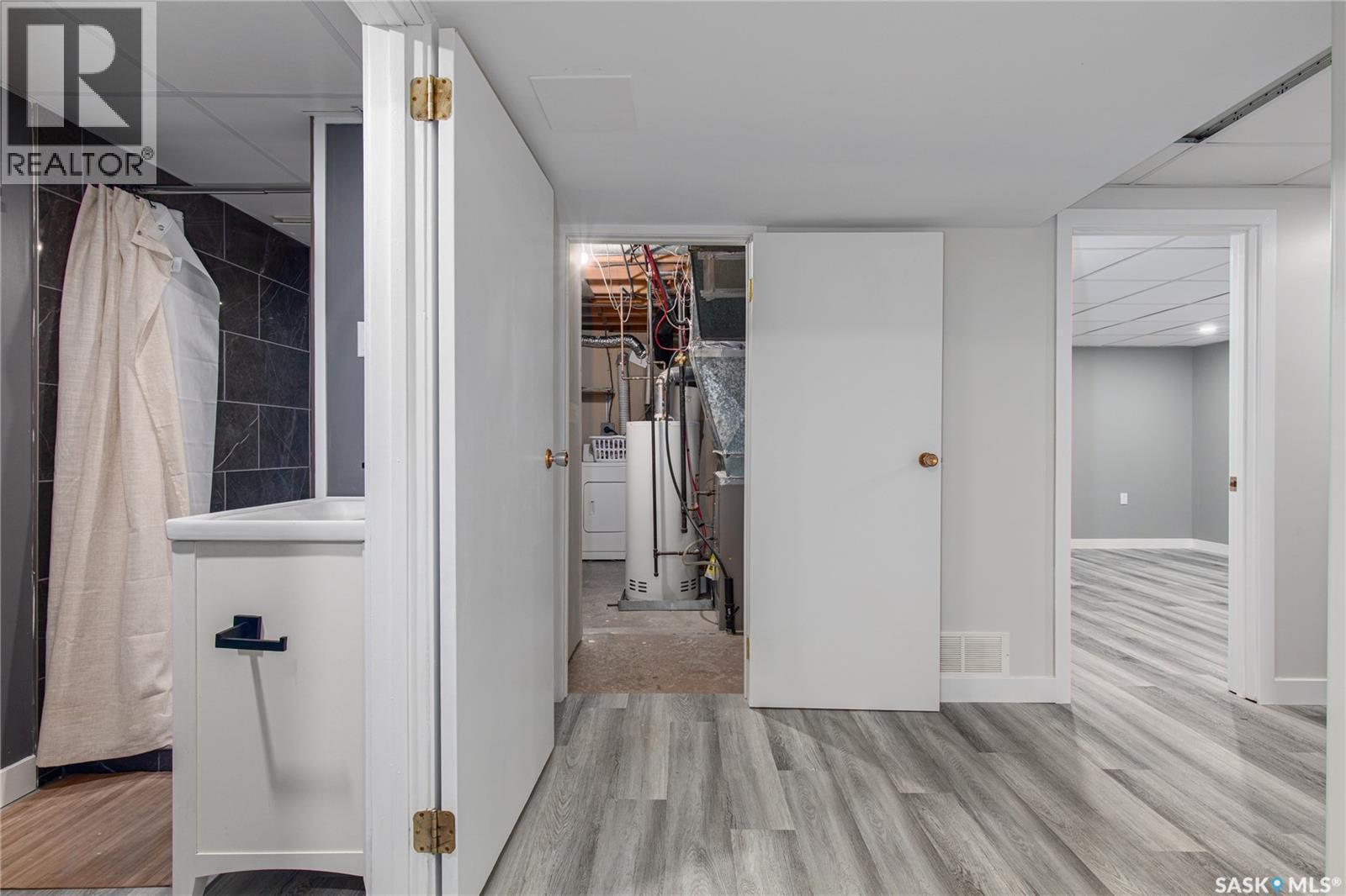 1131 Currie Crescent, Moose Jaw, SK - Indoor Photo Showing Other Room