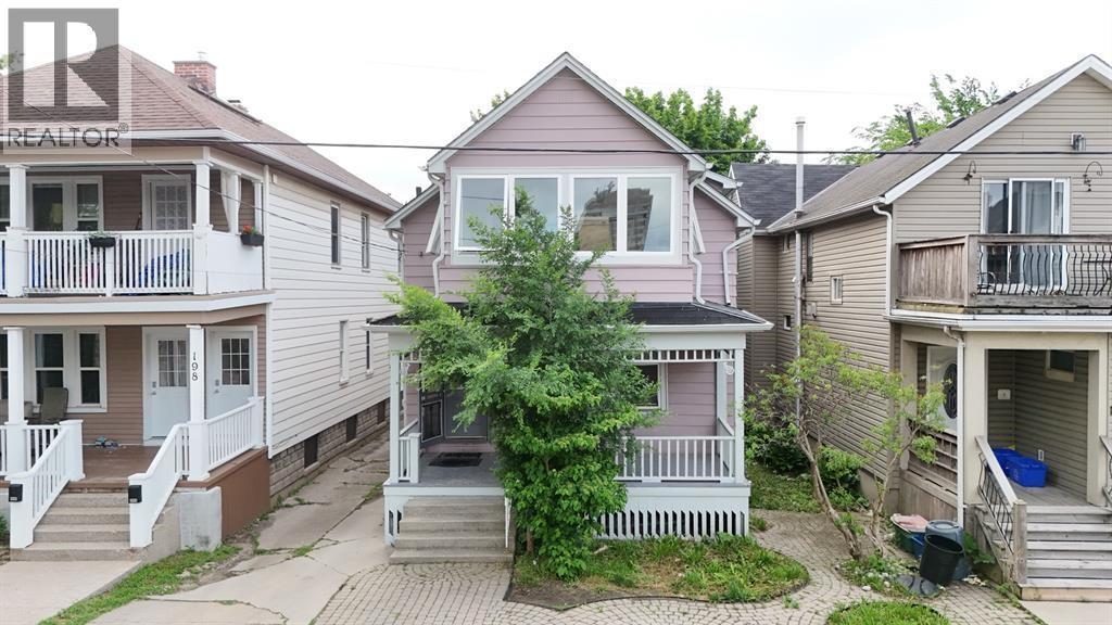 196 Brock Street North, Sarnia, ON - Outdoor With Facade