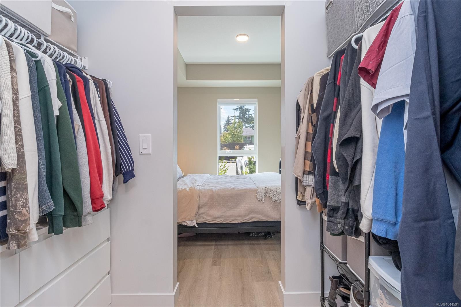 #106-120 Jensen Ave West, Parksville, BC - Indoor With Storage