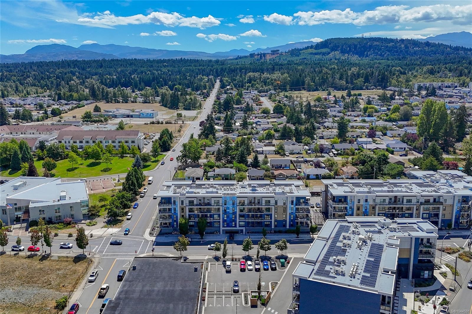 #106-120 Jensen Ave West, Parksville, BC - Outdoor With View
