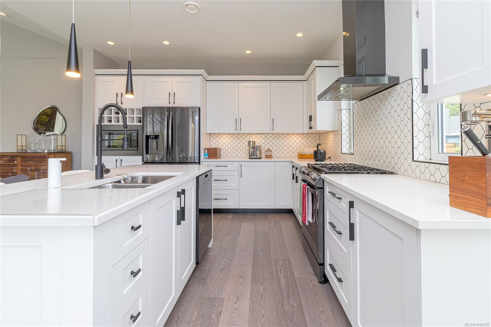 9257 Bakerview Close, North Saanich, BC