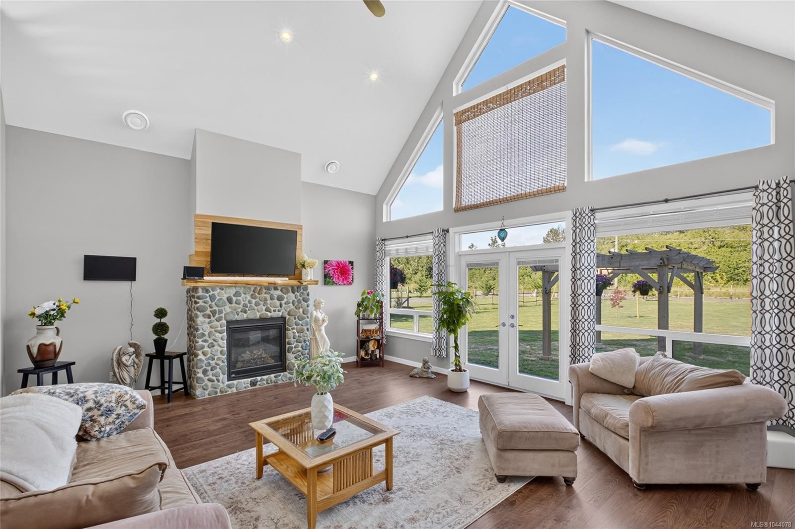 8740 Oyster River Way, Black Creek, BC