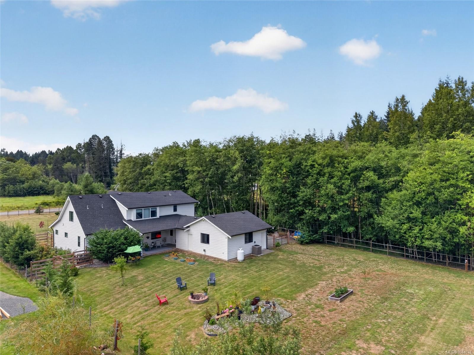 8740 Oyster River Way, Black Creek, BC