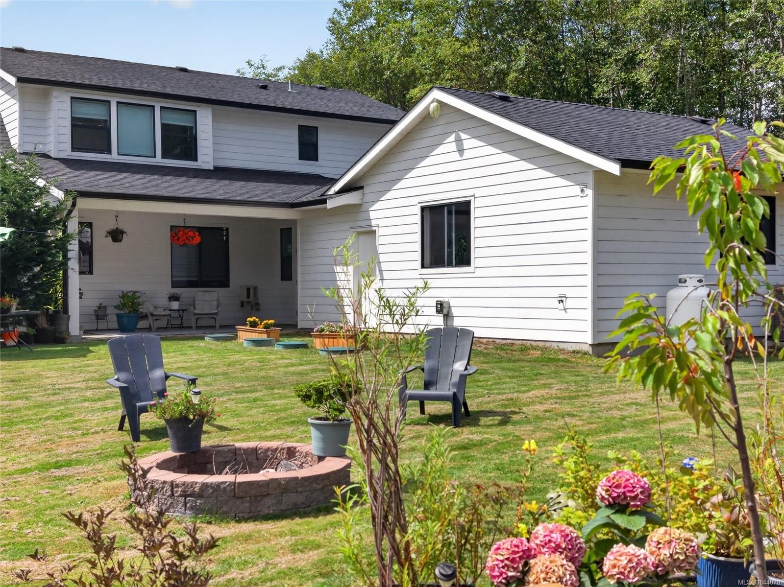 8740 Oyster River Way, Black Creek, BC