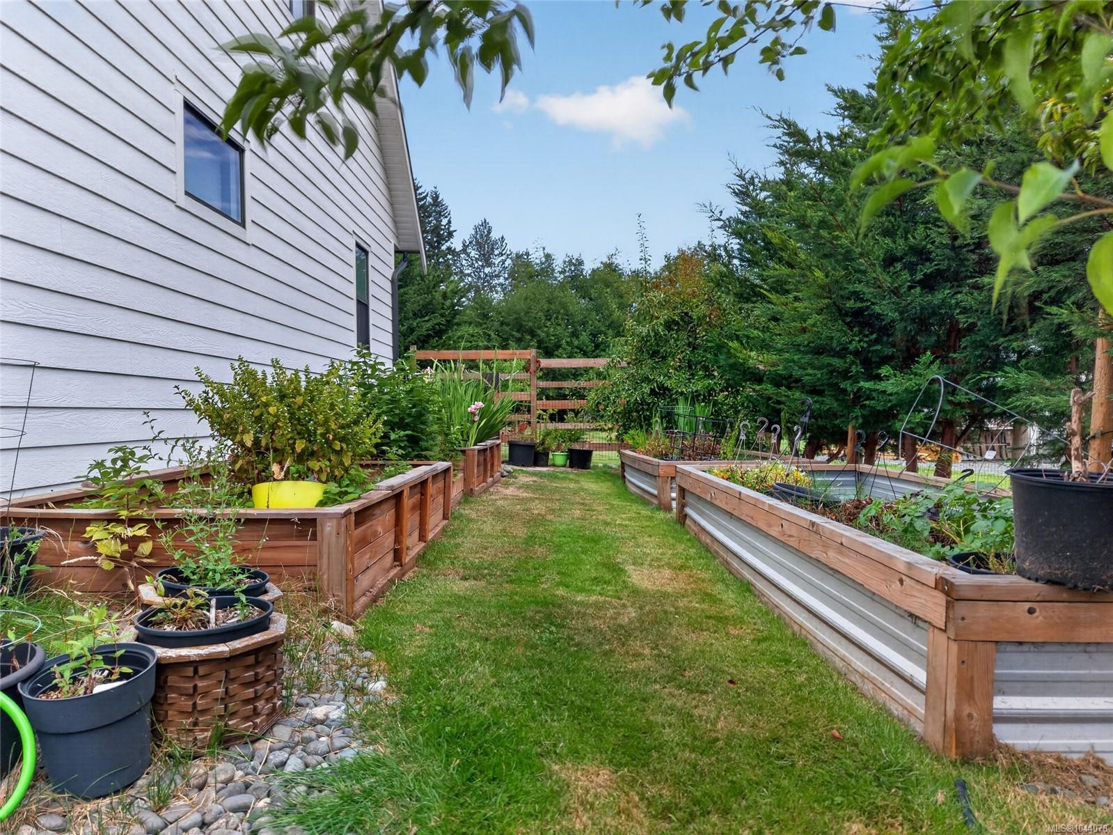 8740 Oyster River Way, Black Creek, BC