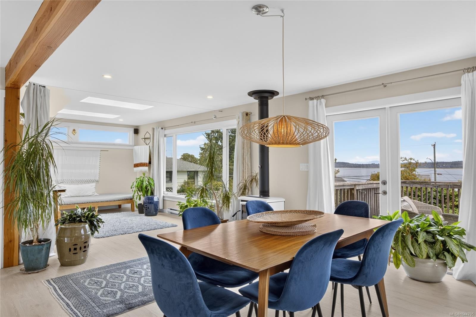 5674 Market St, Union Bay, BC