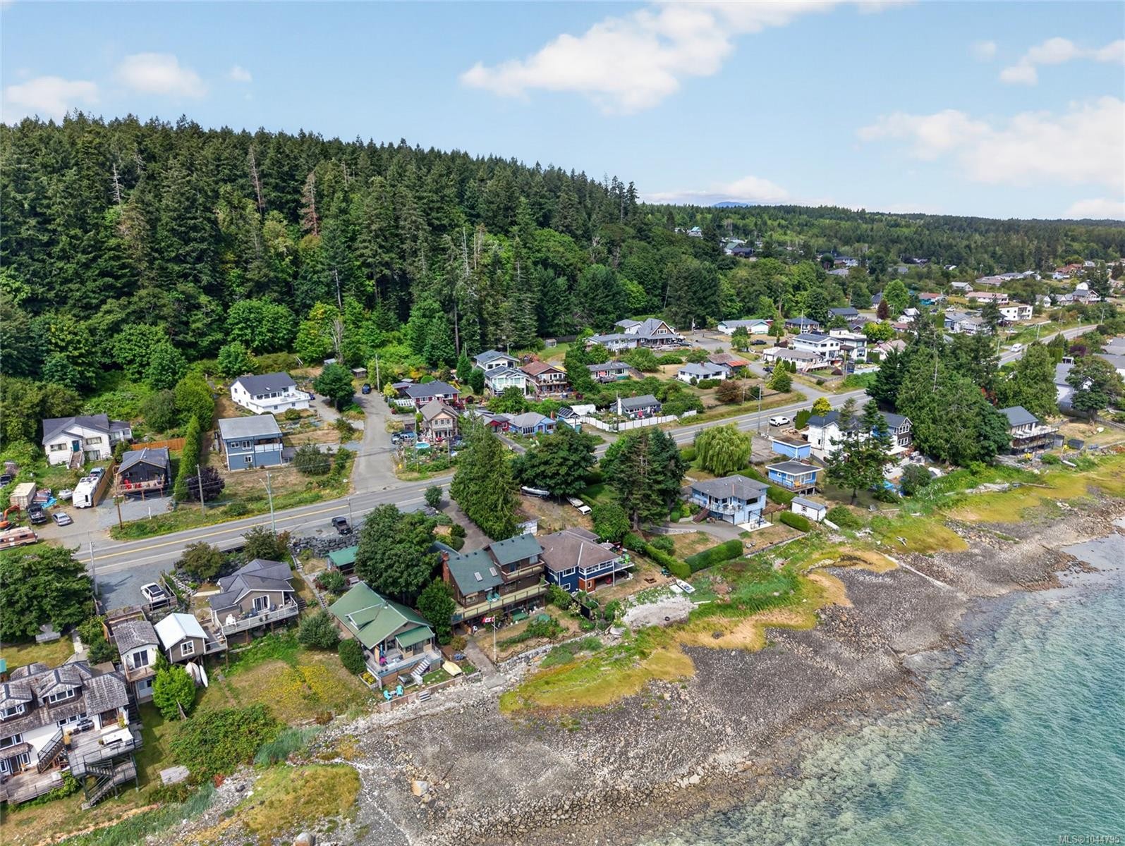 5674 Market St, Union Bay, BC