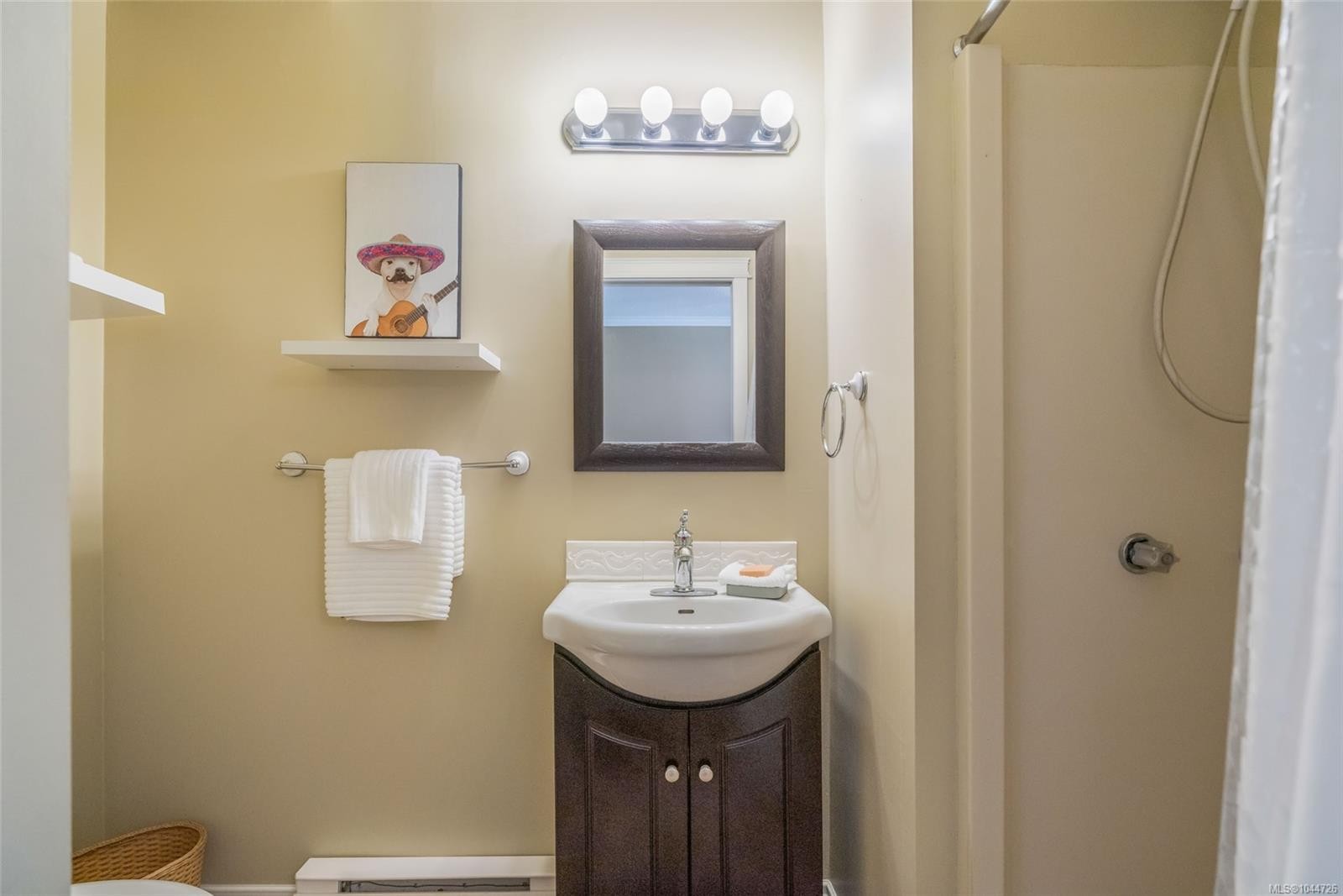 560 Eaglecrest Dr, Qualicum Beach, BC