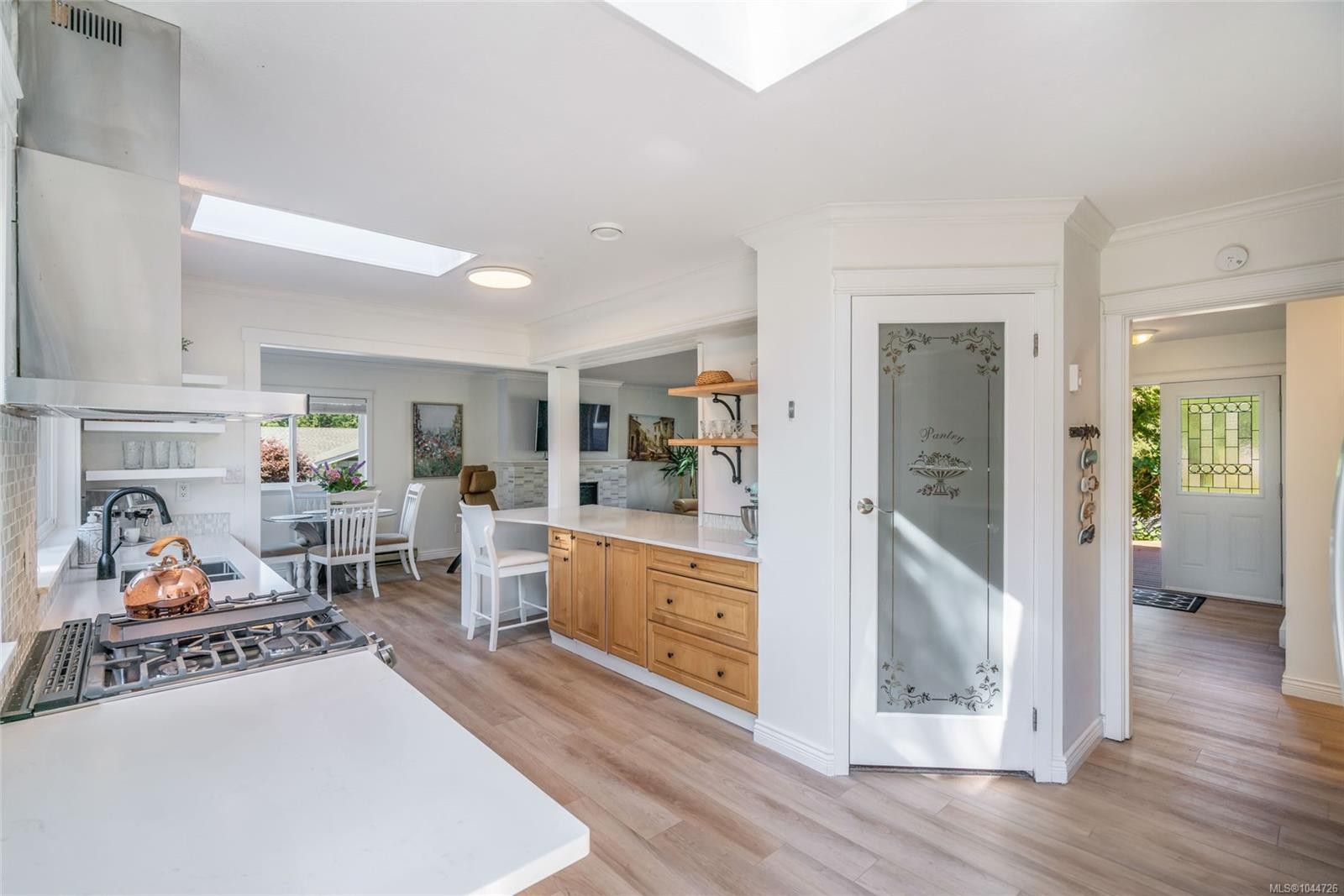 560 Eaglecrest Dr, Qualicum Beach, BC