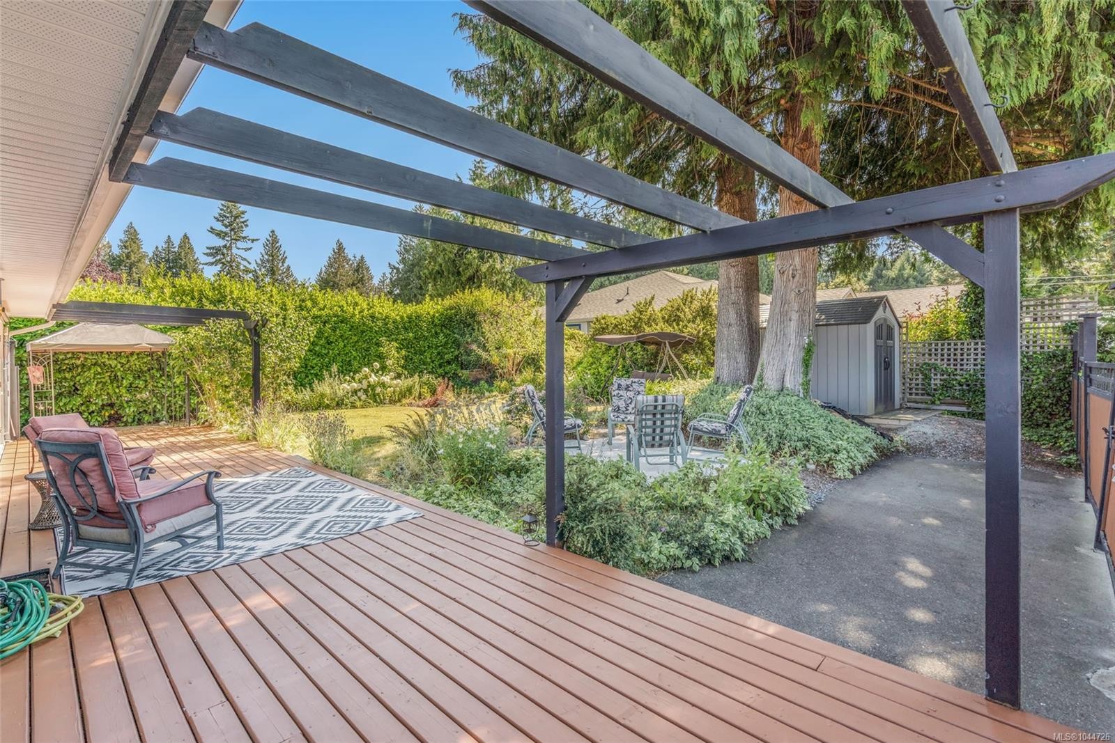 560 Eaglecrest Dr, Qualicum Beach, BC