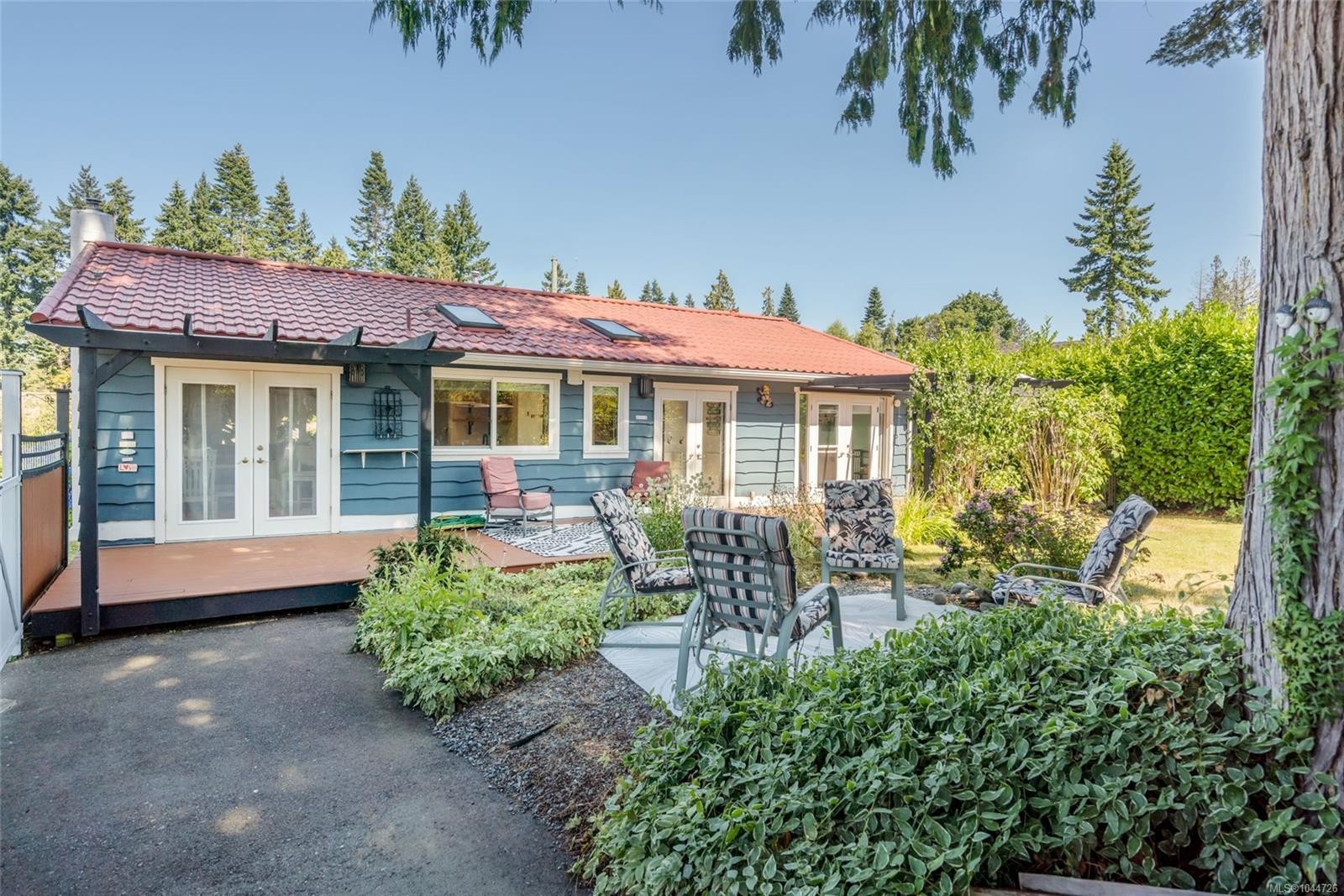 560 Eaglecrest Dr, Qualicum Beach, BC