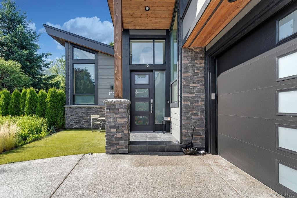 1747 Westlock, Duncan, BC
