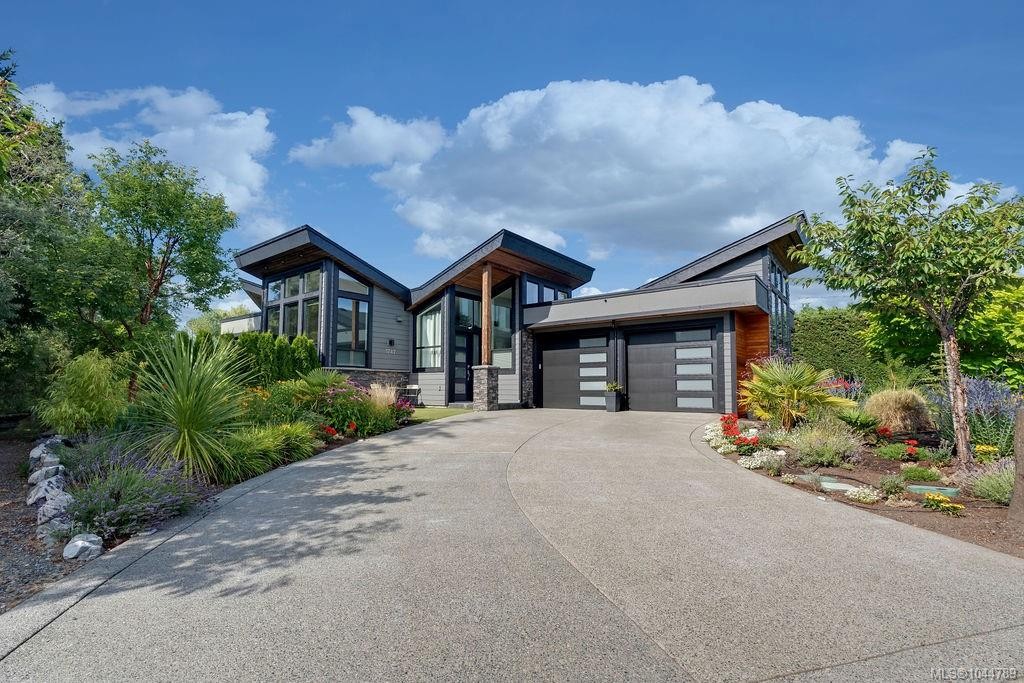 1747 Westlock, Duncan, BC