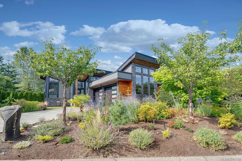 1747 Westlock, Duncan, BC