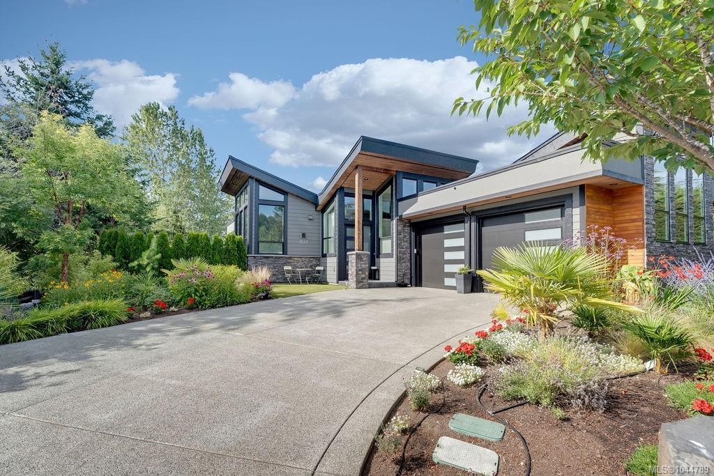 1747 Westlock, Duncan, BC