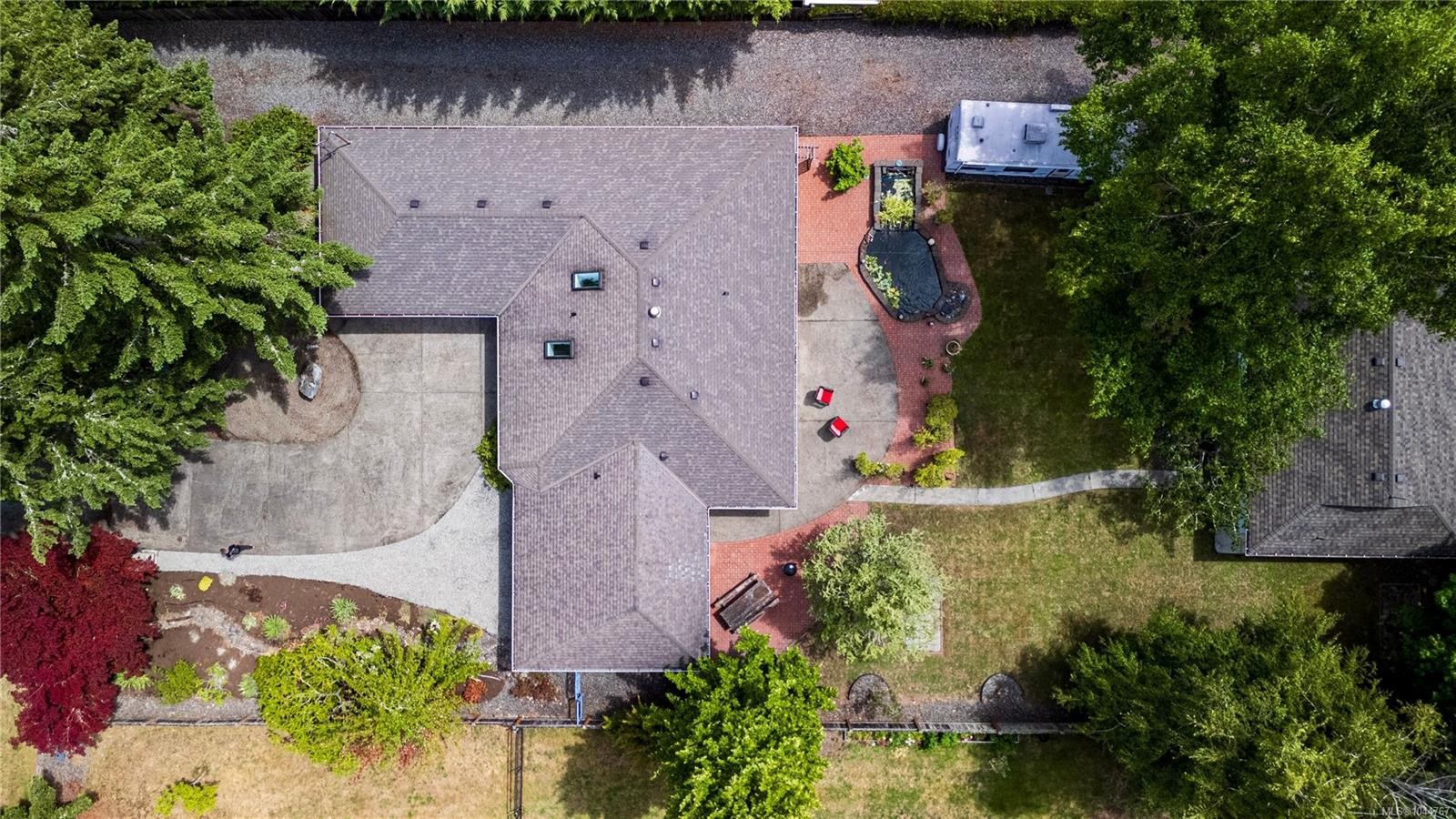 1252 Bunker Pl, French Creek, BC