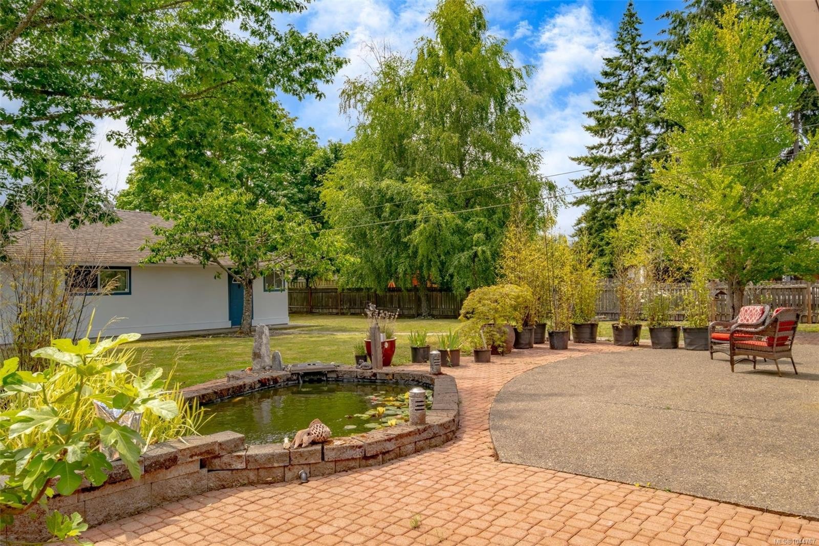 1252 Bunker Pl, French Creek, BC
