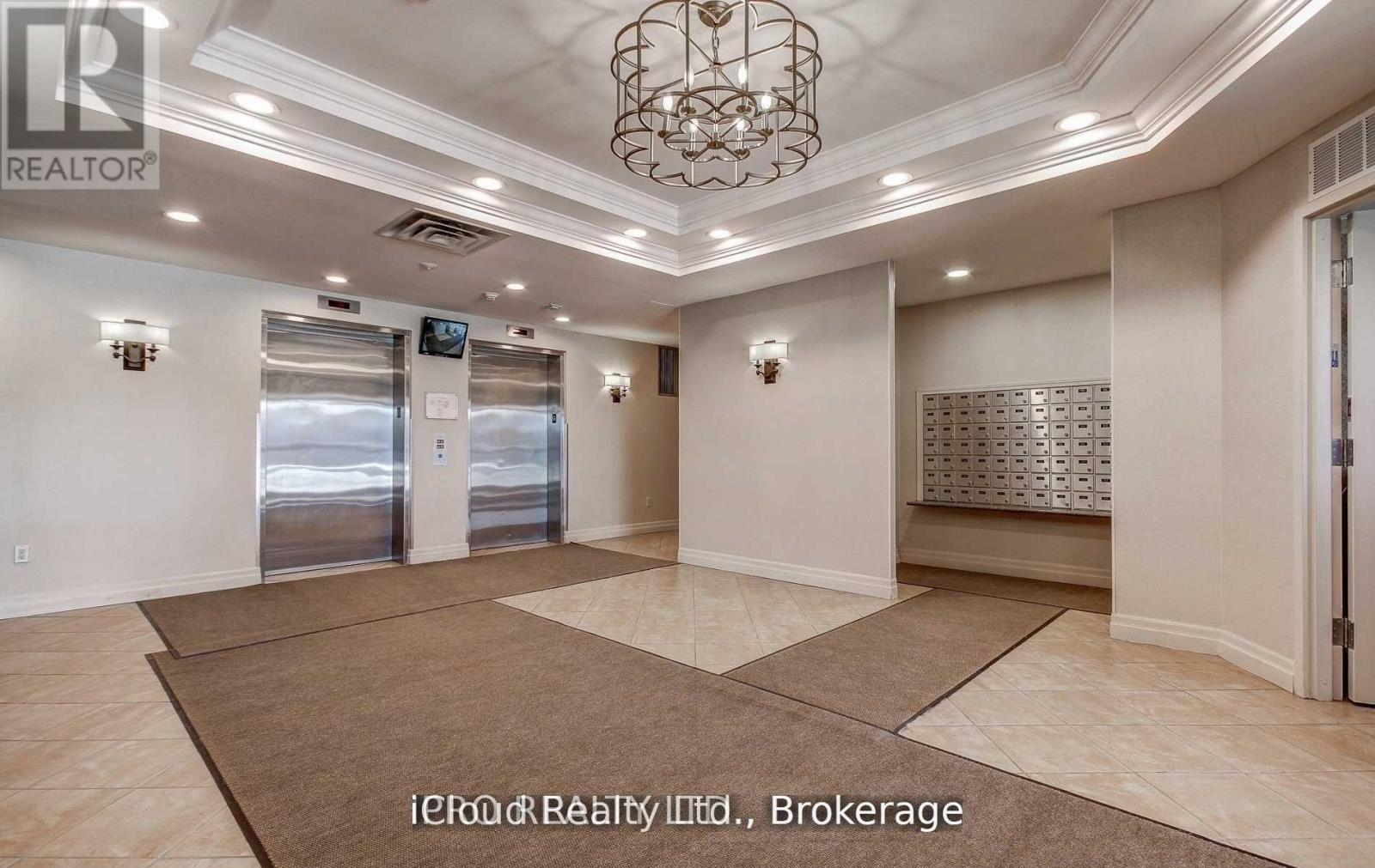 207 - 300 Ray Lawson Boulevard, Brampton, ON - Indoor Photo Showing Other Room