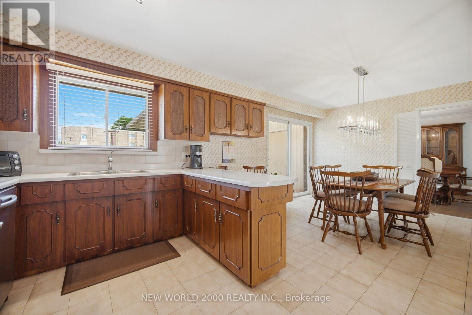 48 Clair Road, Toronto, ON - Indoor Photo Showing Kitchen With Double Sink