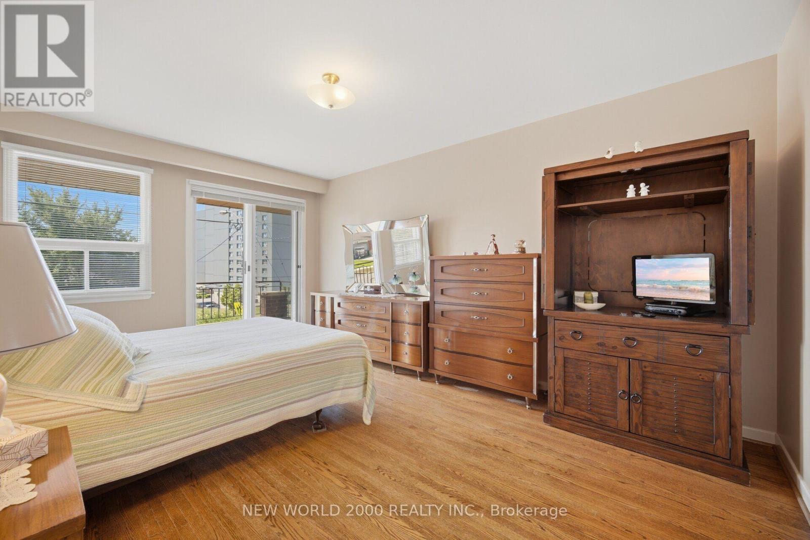 48 Clair Road, Toronto, ON - Indoor Photo Showing Bedroom