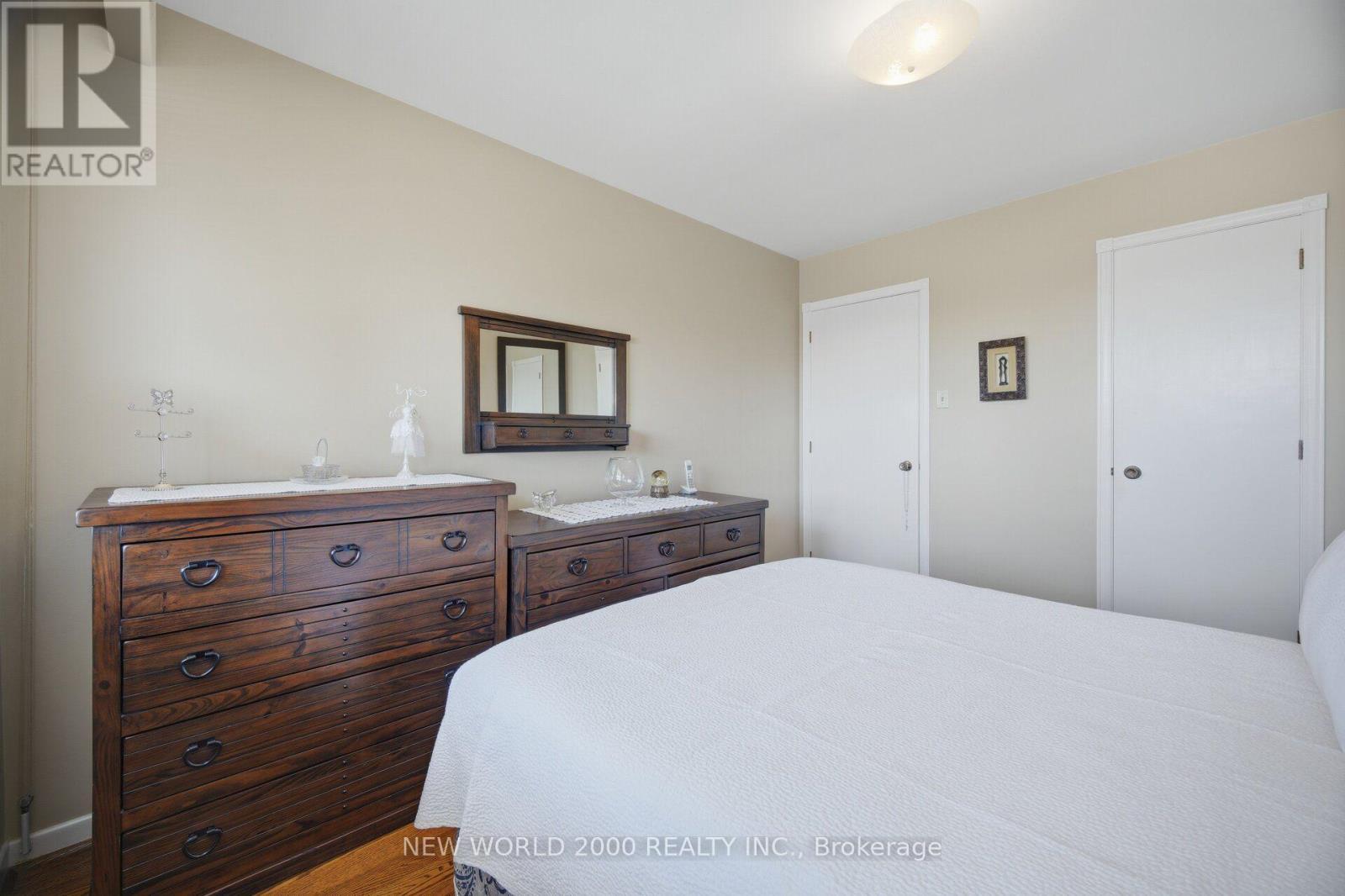 48 Clair Road, Toronto, ON - Indoor Photo Showing Bedroom