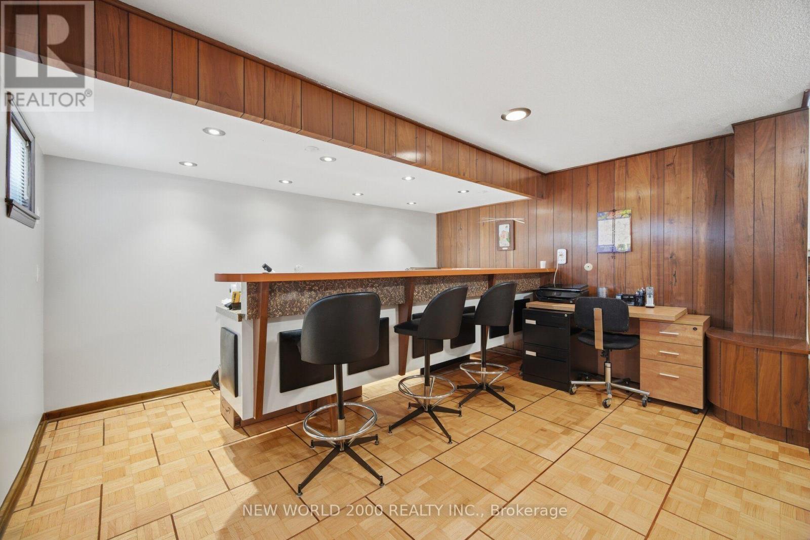 48 Clair Road, Toronto, ON - Indoor