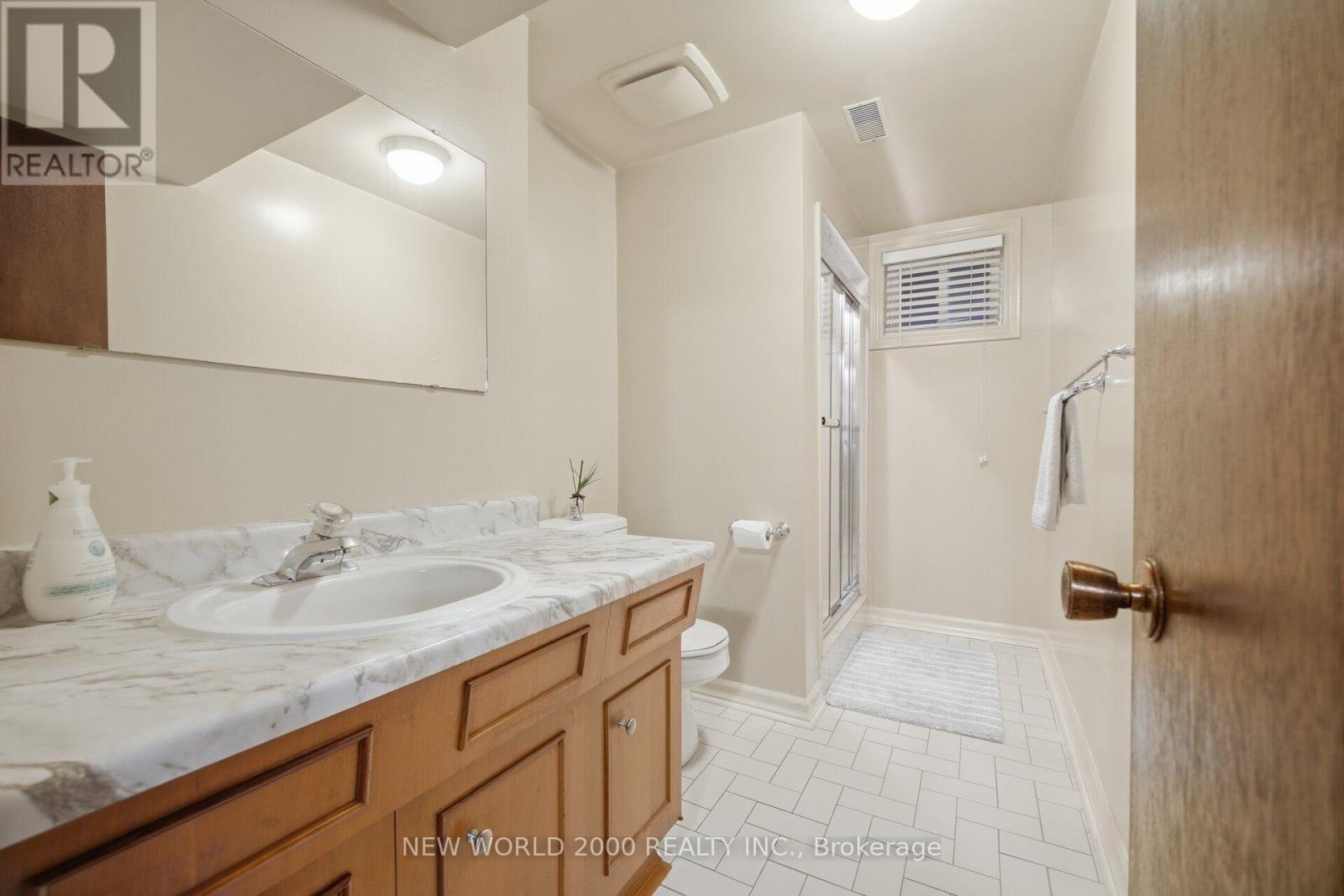 48 Clair Road, Toronto, ON - Indoor Photo Showing Bathroom