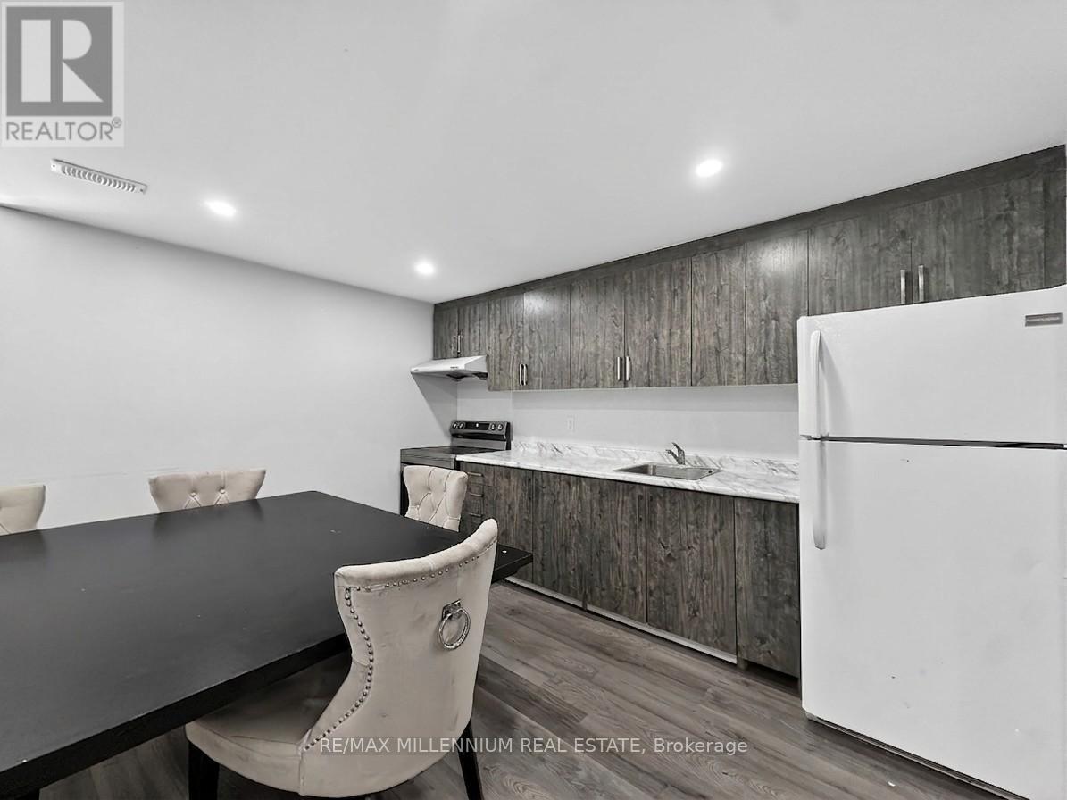 19 Cardwell Street, Orangeville, ON - Indoor