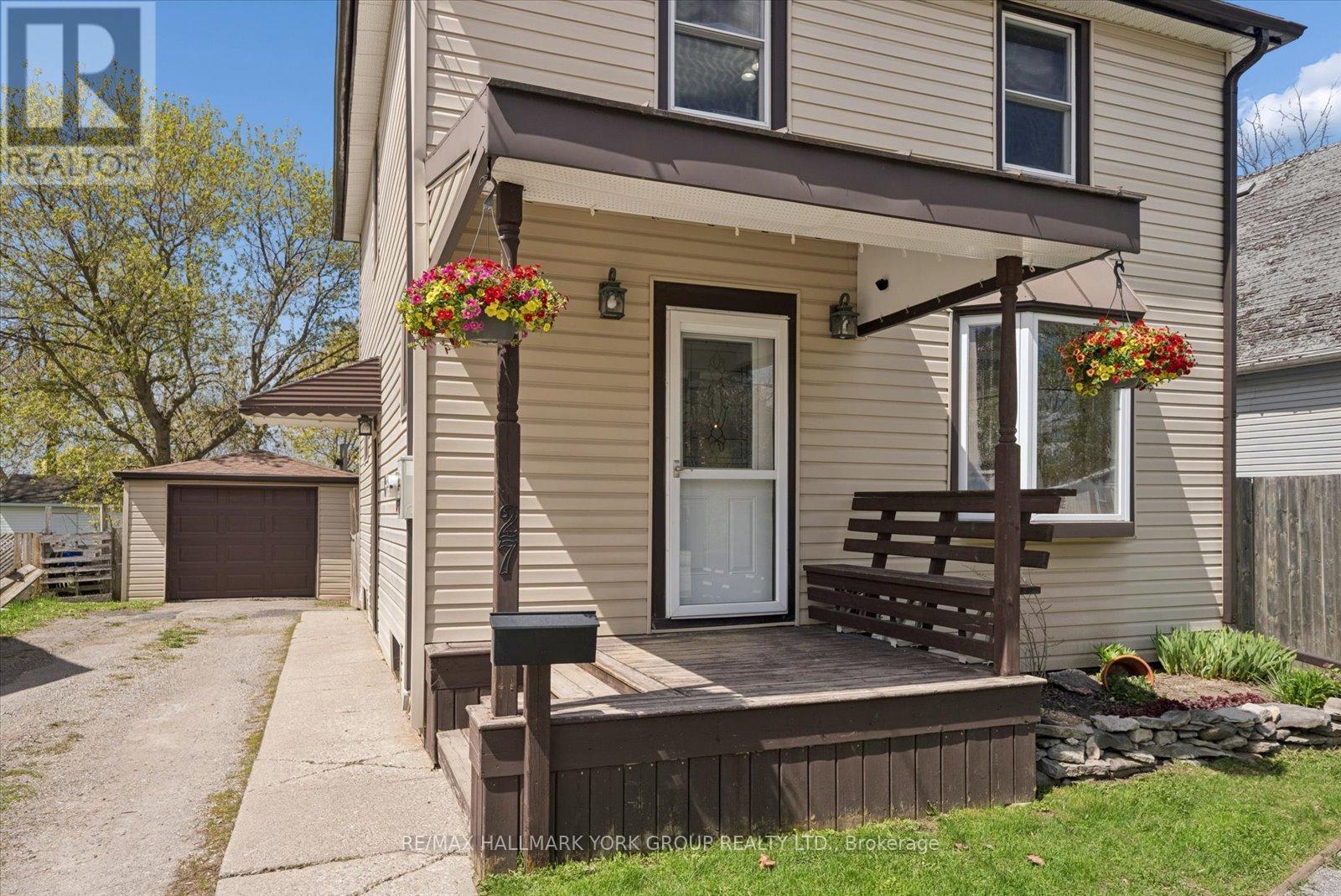 27 St Paul Street, Kawartha Lakes, ON - Outdoor