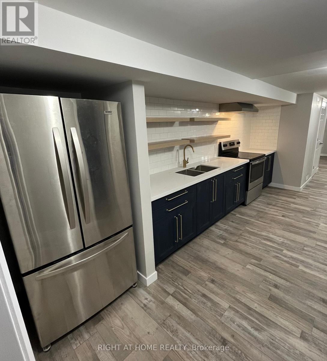 Basement Kitchen - 6 Bardadyn Court, St. Catharines, ON - Indoor Photo Showing Kitchen With Stainless Steel Kitchen With Double Sink
