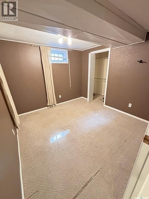 938 Iroquois Street W, Moose Jaw, SK - Indoor
