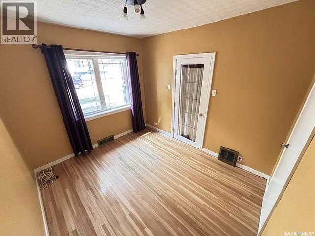 938 Iroquois Street W, Moose Jaw, SK - Indoor Photo Showing Other Room
