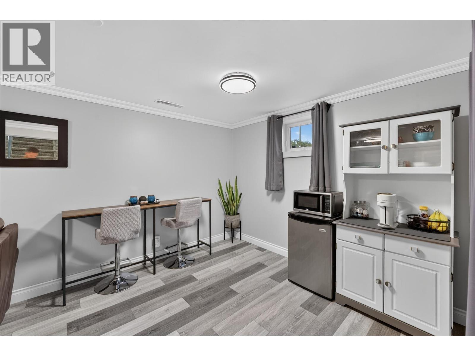 1128 118 Avenue, Dawson Creek, BC - Indoor