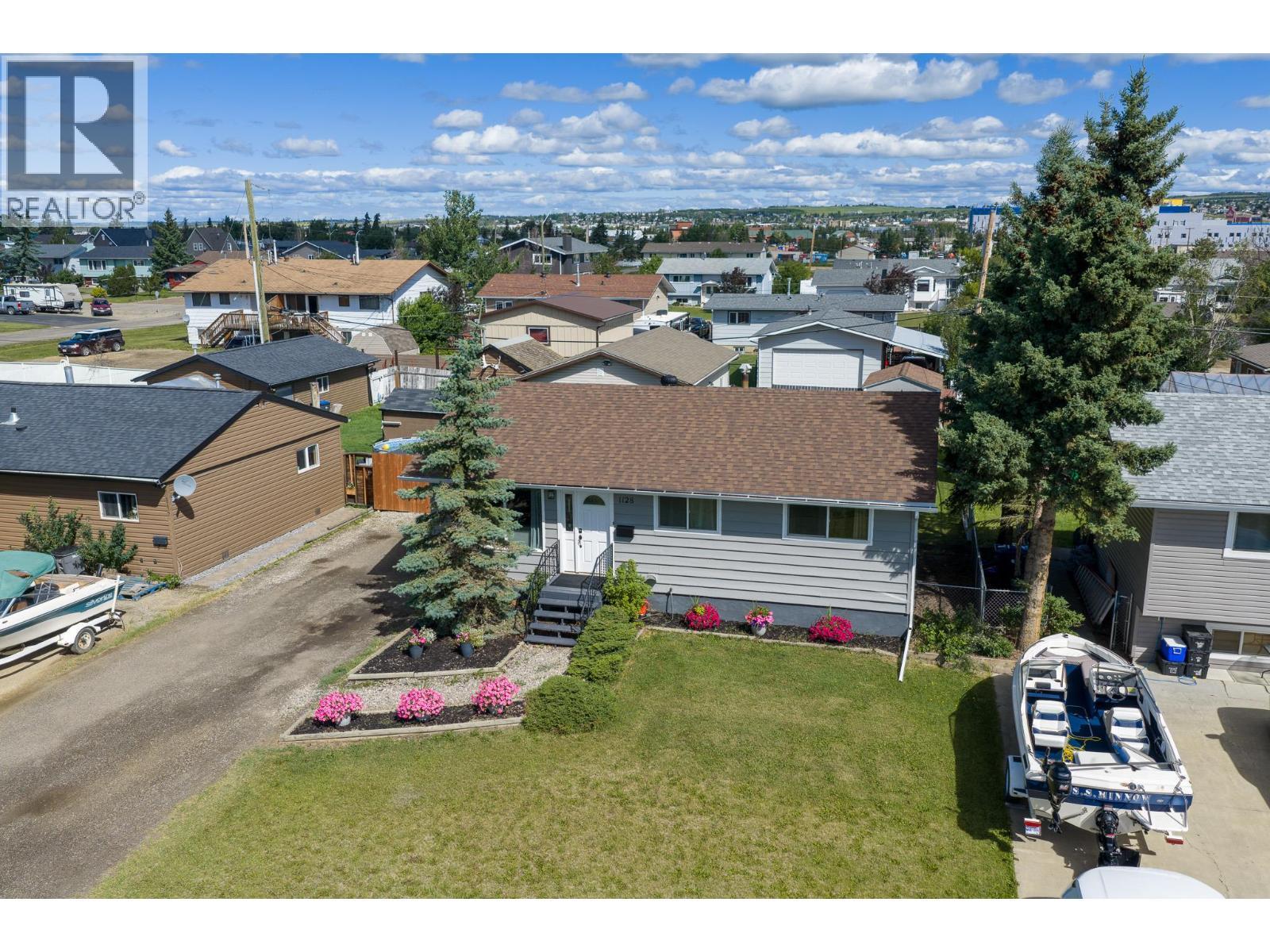 1128 118 Avenue, Dawson Creek, BC - Outdoor