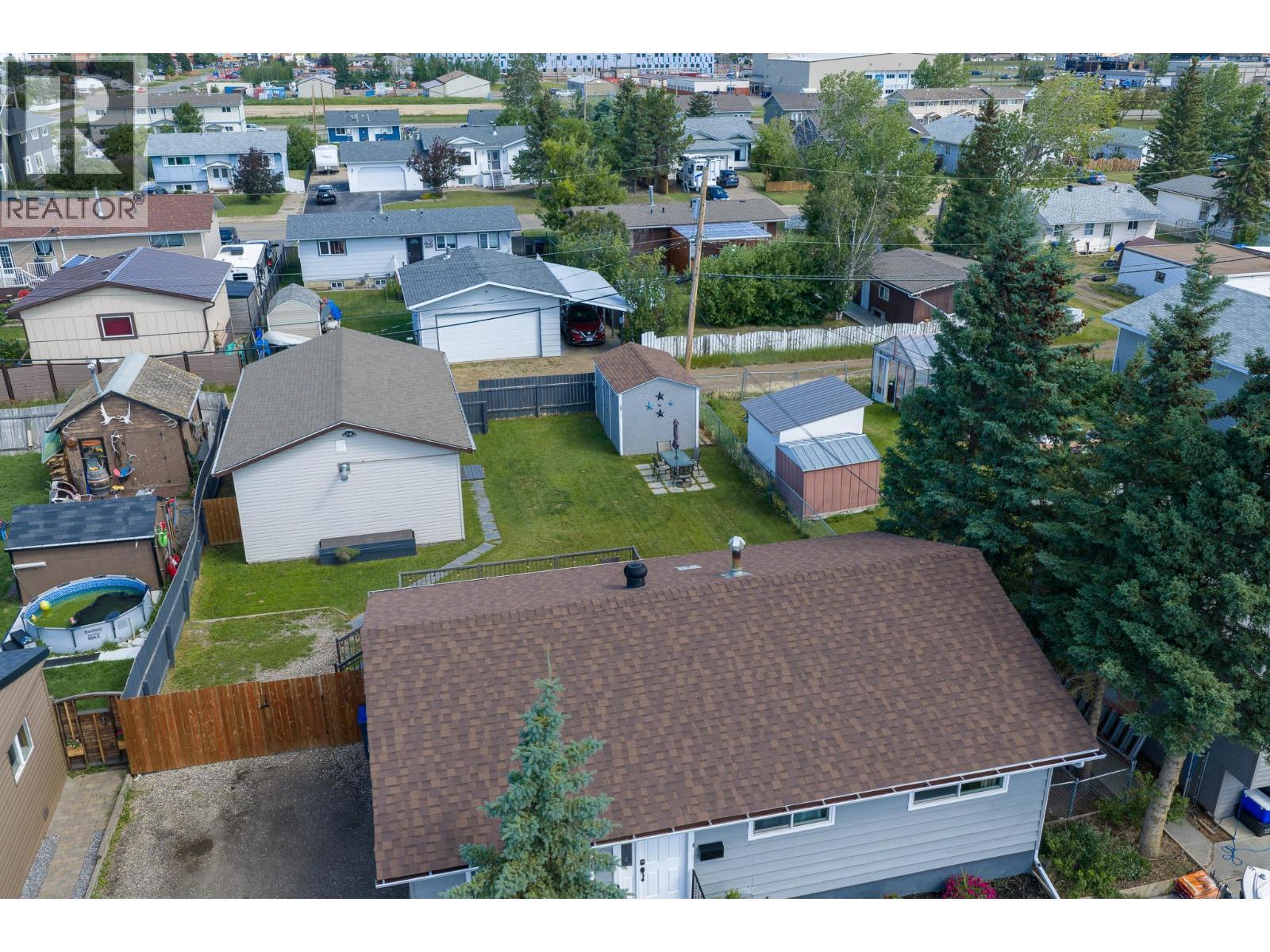 1128 118 Avenue, Dawson Creek, BC - Outdoor
