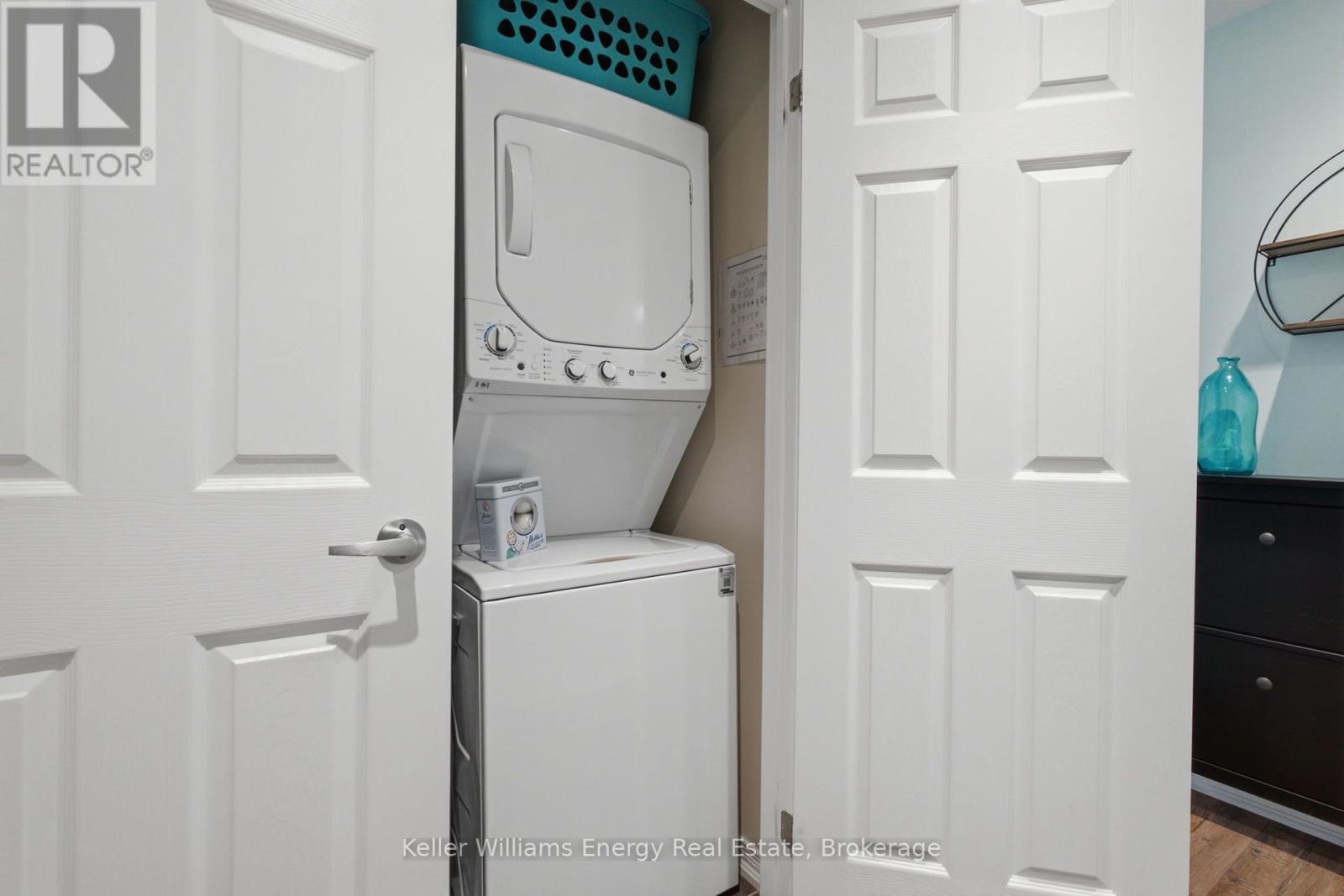 In suite Laundry - 204 - 124 Aspen Springs Drive, Clarington (Bowmanville), ON - Indoor Photo Showing Laundry Room