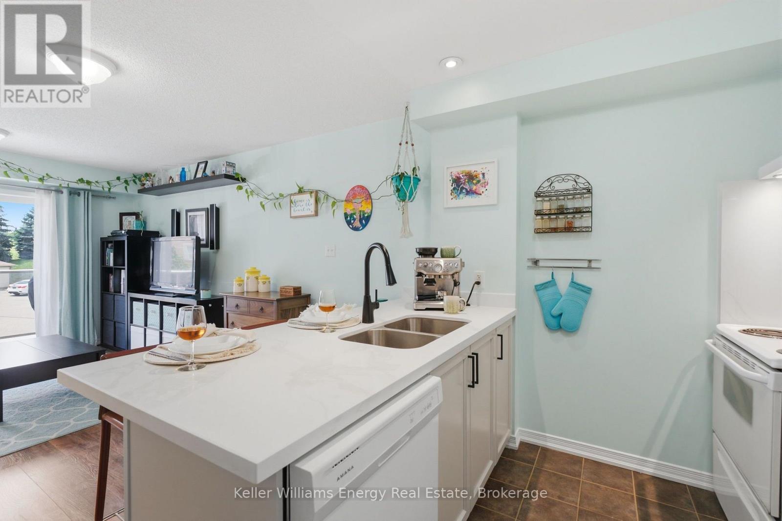 Double Stainless Steel Sink - 204 - 124 Aspen Springs Drive, Clarington (Bowmanville), ON - Indoor Photo Showing Kitchen With Double Sink