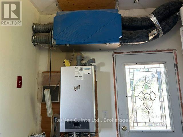 1874 Stockdale Road, Quinte West (Murray Ward), ON - Indoor Photo Showing Other Room