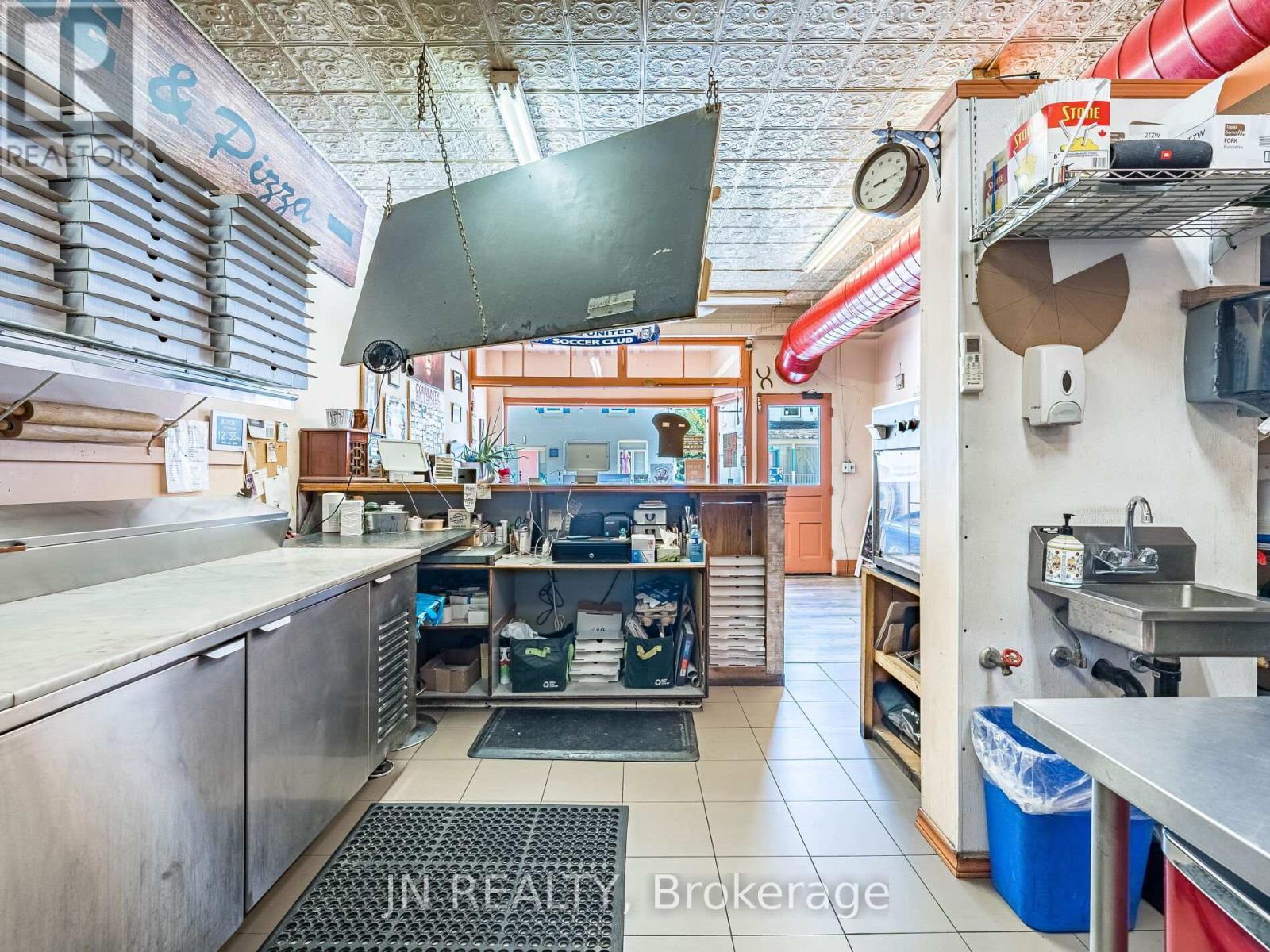 289 Main Street W, King, ON