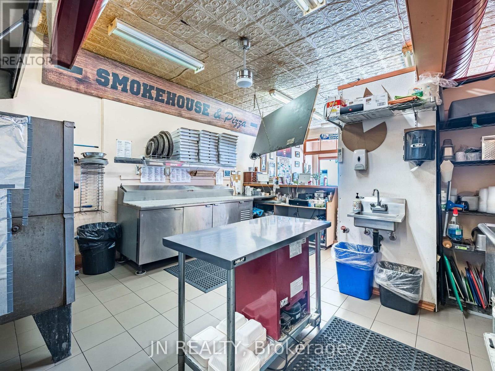 289 Main Street W, King, ON
