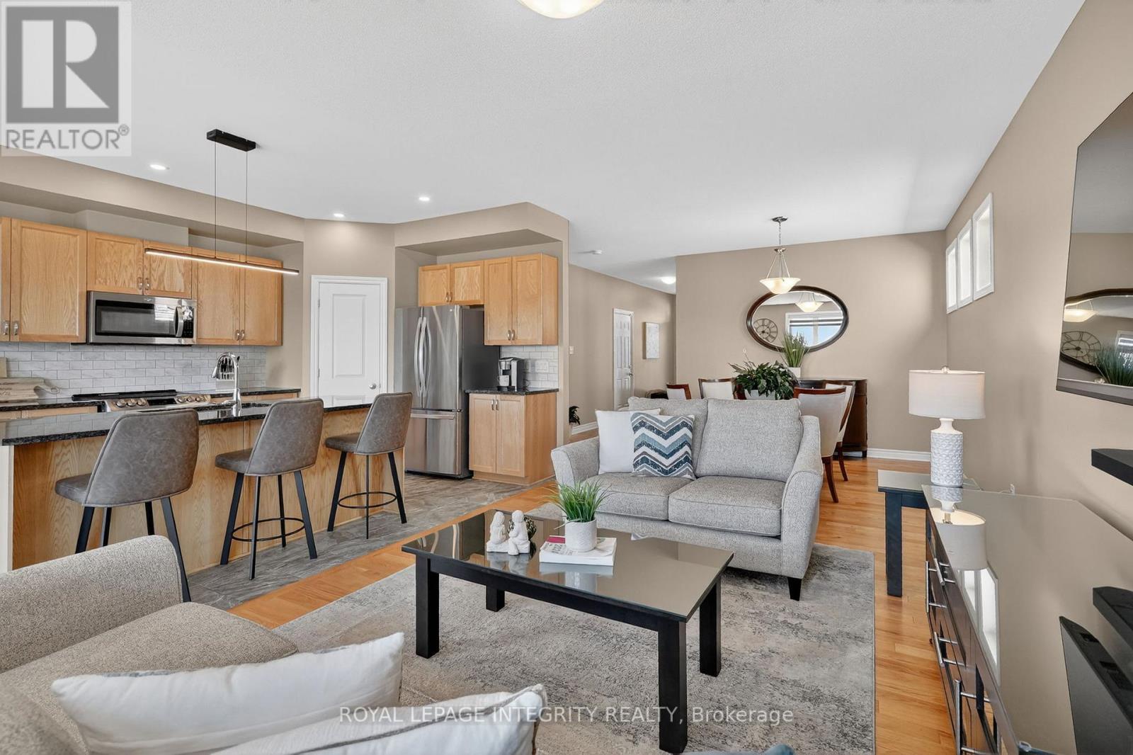 724 Parade Drive, Ottawa, ON - Indoor Photo Showing Other Room