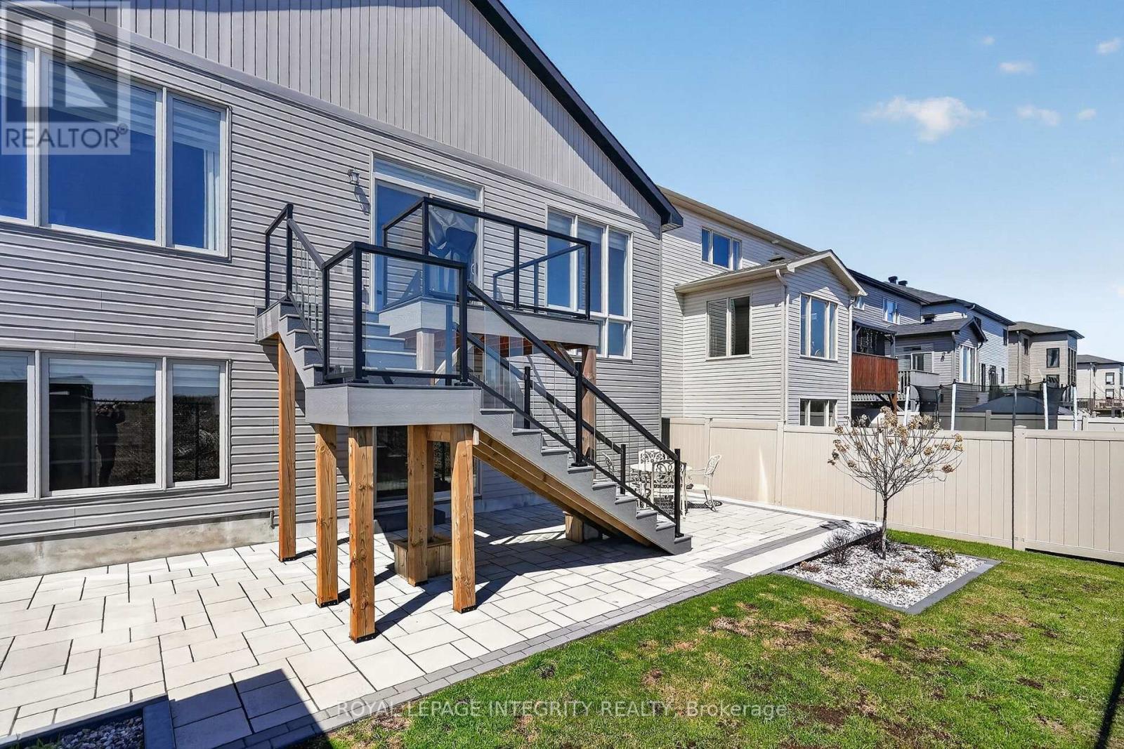 724 Parade Drive, Ottawa, ON - Outdoor