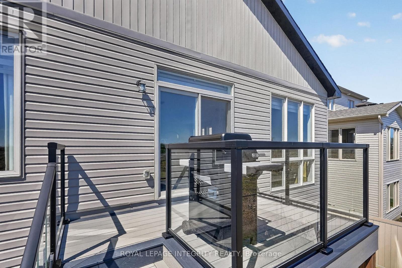 724 Parade Drive, Ottawa, ON - Outdoor