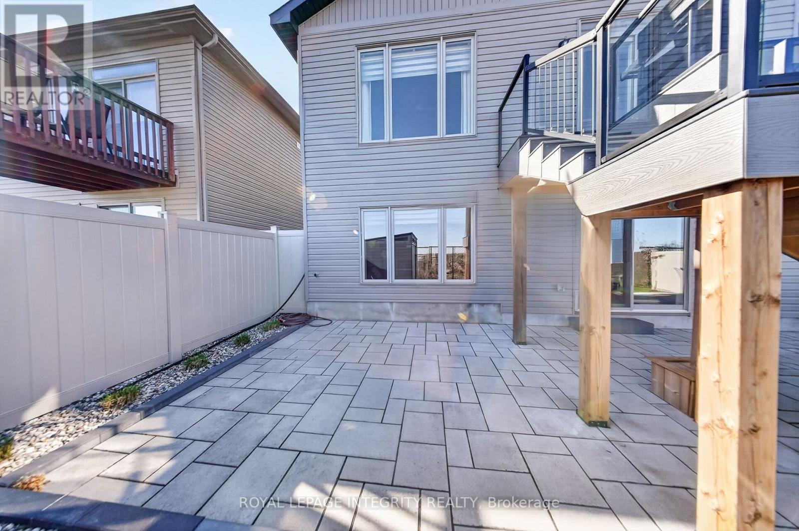 724 Parade Drive, Ottawa, ON - Outdoor With Exterior